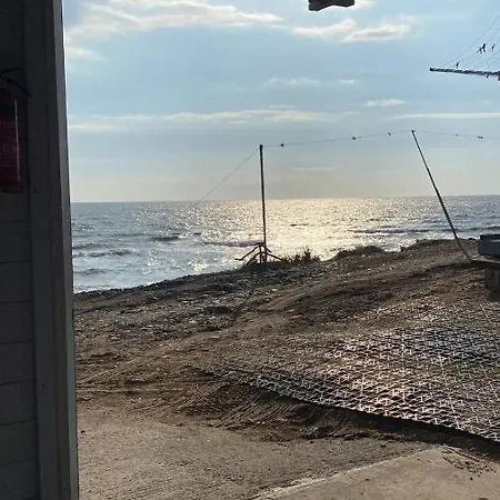 אתר קמפינג Ocean Edge Beach *